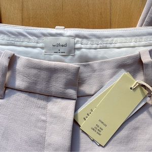 Aritzia Effortless pant in Vin Gris Size 6 Short